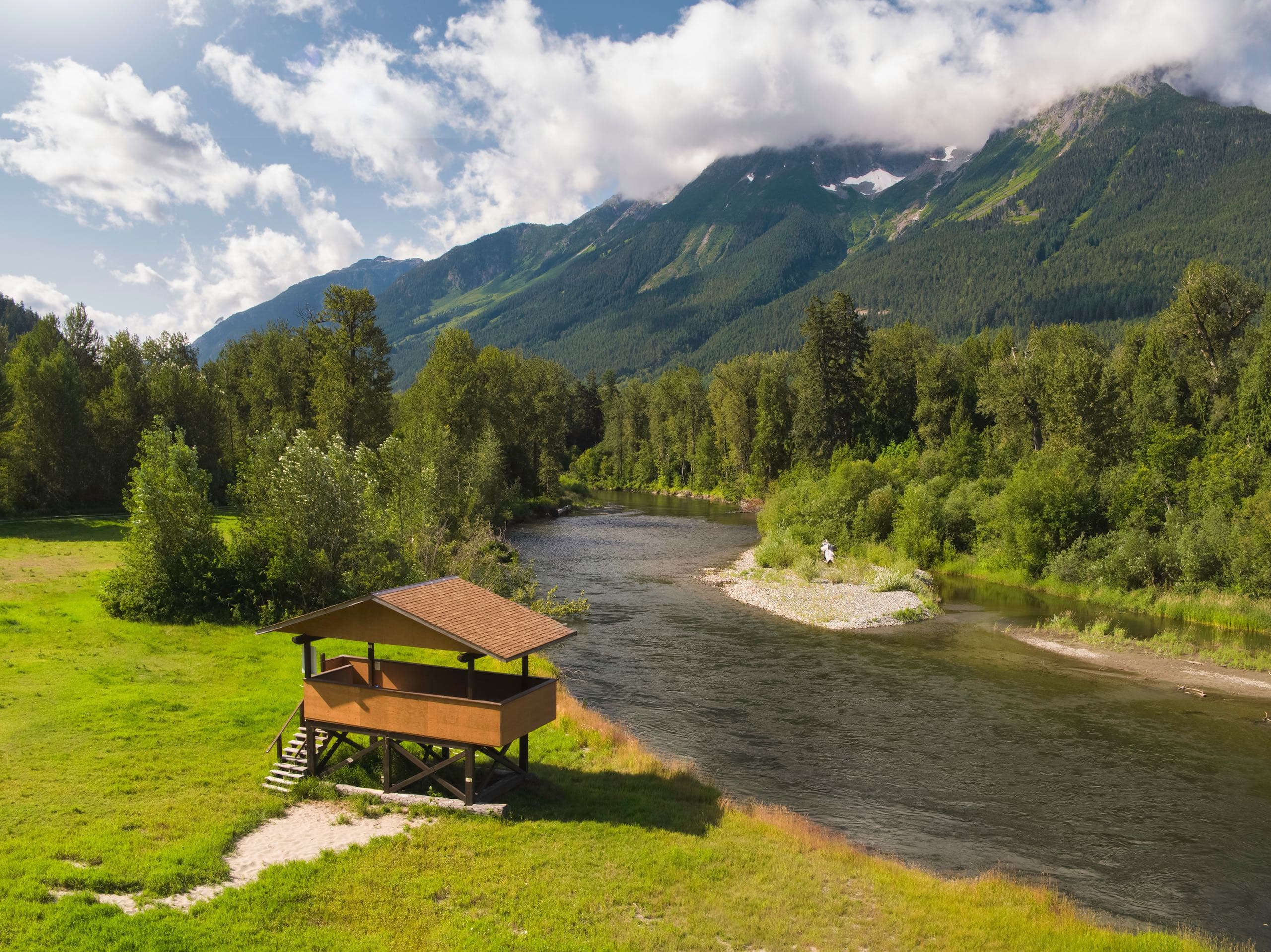Viewing platform close to the river